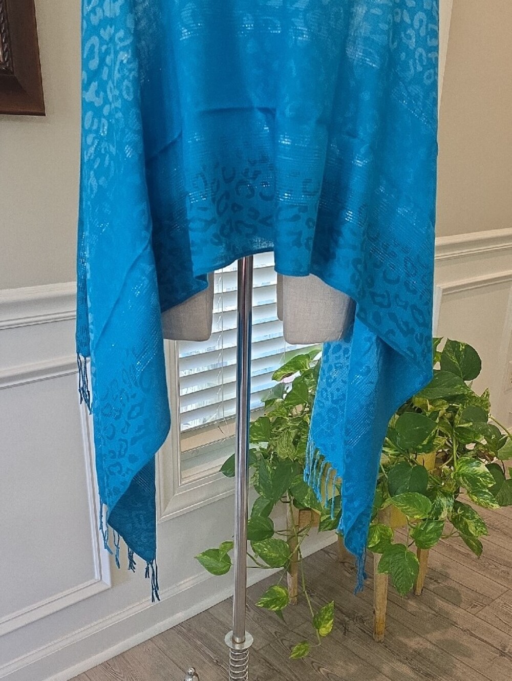 Turquoise Leopard Jacquard Wrap Scarf - Picture 6 of 7